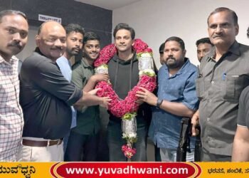 ಶಿವಮೊಗ್ಗದಲ್ಲಿ ಸಿನಿಮಾ ವೀಕ್ಷಿಸಿದ ಡಾಲಿ ಧನಂಜಯ್, ಅಭಿಮಾನಿಗಳ ಬೆಂಬಲಕ್ಕೆ ಸಂತಸ