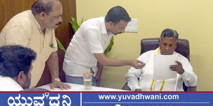 ಶಿವಮೊಗ್ಗದಲ್ಲಿ 5,000 ಬಿಪಿಎಲ್ ಕಾರ್ಡ್ ರದ್ದು, ಆಹಾರ ಸಚಿವರಿಗೆ ಕಾಂಗ್ರೆಸ್ ಮುಖಂಡ ಚೇತನ್ ಮನವಿಗಳೇನು?