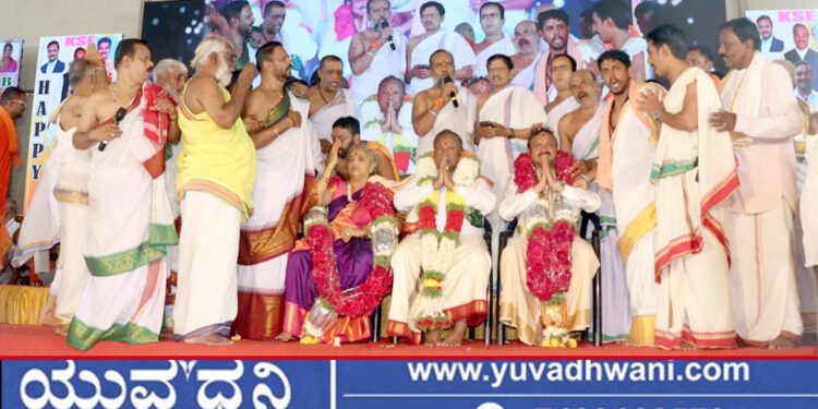 ಕೆ.ಎಸ್.ಈಶ್ವರಪ್ಪ ಅವರ ಜನ್ಮದಿನದ ಸಂಭ್ರಮ, ಅಪಾರ ಅಭಿಮಾನಿಗಳು ಭಾಗಿ