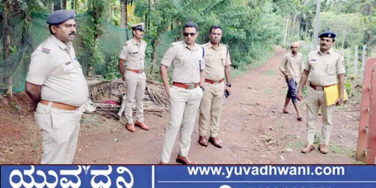 ಅಣ್ಣನಿಂದಲೇ ತಮ್ಮನ ಹತ್ಯೆ, ಕಾರಣವೇನು? ಸ್ಥಳಕ್ಕೆ ಎಸ್’ಪಿ ನಿಖಿಲ್ ಭೇಟಿ