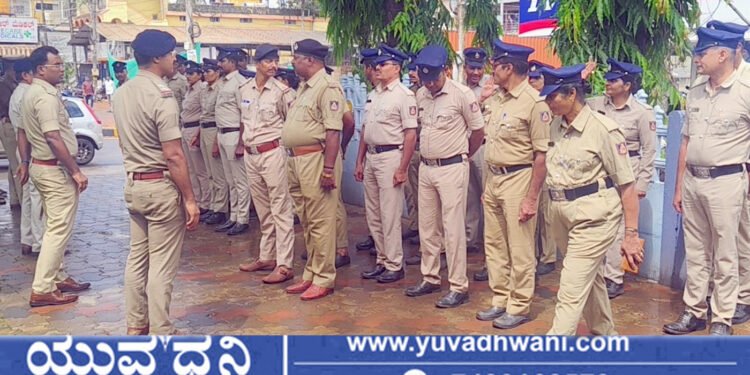 ಪೊಲೀಸರಿಂದ 10 ಕಡೆ ಏಕಕಾಲಕ್ಕೆ ದಾಳಿ, 6 ಜನ ಶಂಕಿತರು ವಶಕ್ಕೆ!
