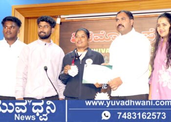 ಸೌತ್ ಇಂಡಿಯಾ ಬಾಕ್ಸಿಂಗ್ ಚಾಂಪಿಯನ್ಶಿಪ್ನಲ್ಲಿ ಮೀನಾಕ್ಷಿಗೆ ಬೆಳ್ಳಿ ಪದಕ