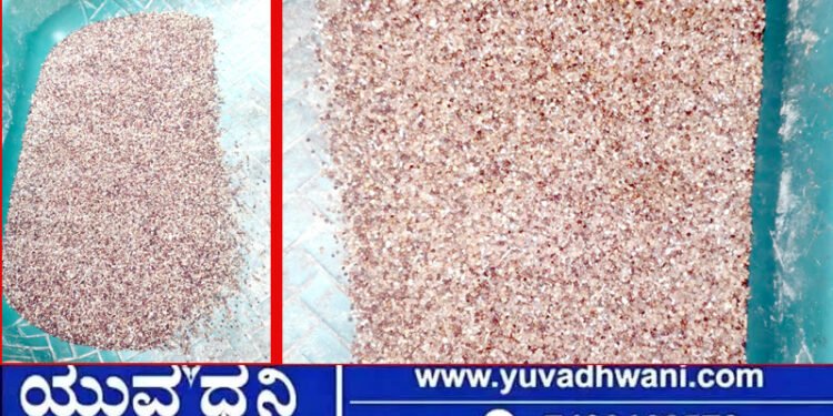 ರಾಗಿಗಿಂತ ಕಲ್ಲು, ಮಣ್ಣೇ ಹೆಚ್ಚು! ಪಡಿತರ ಫಲಾನುಭವಿಗಳ ಆಕ್ರೋಶ!
